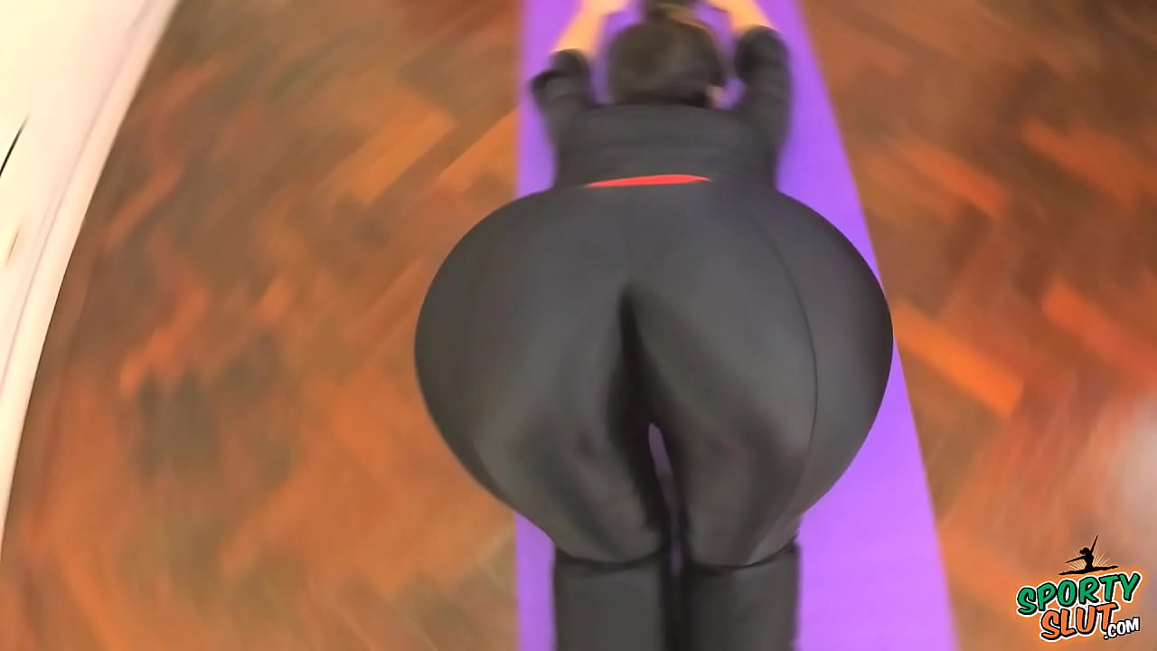 BEST ASS 2015! Working Out in a Black BodySuit. Enjoy Fiona!