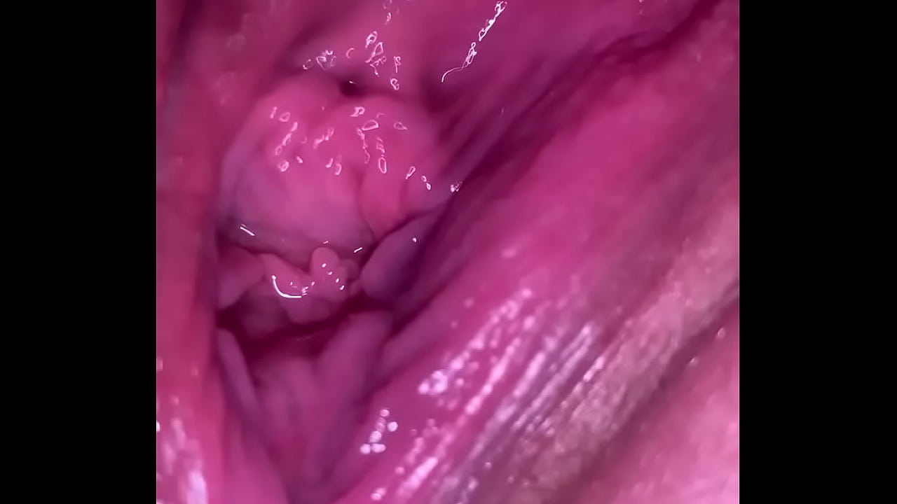 Wife fucking her pussy and squirting