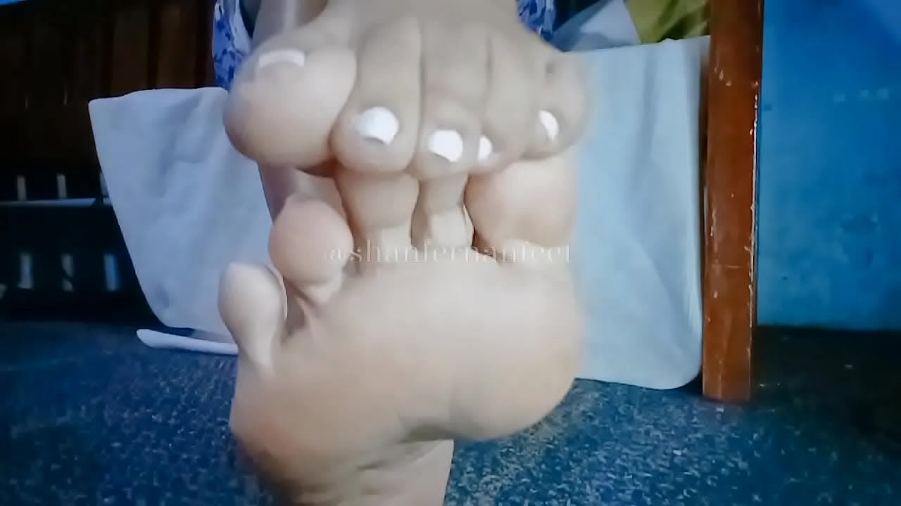 I know how much me crossing my soles turns you on!