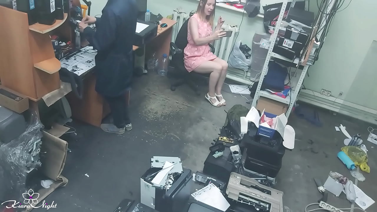 Horny Girl Jerks Off In A Workshop Next To A Stranger