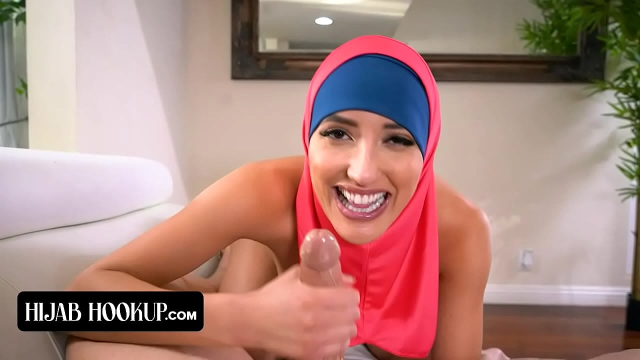 Perfect Assed Gal With Hijab Makes Pussy Payment