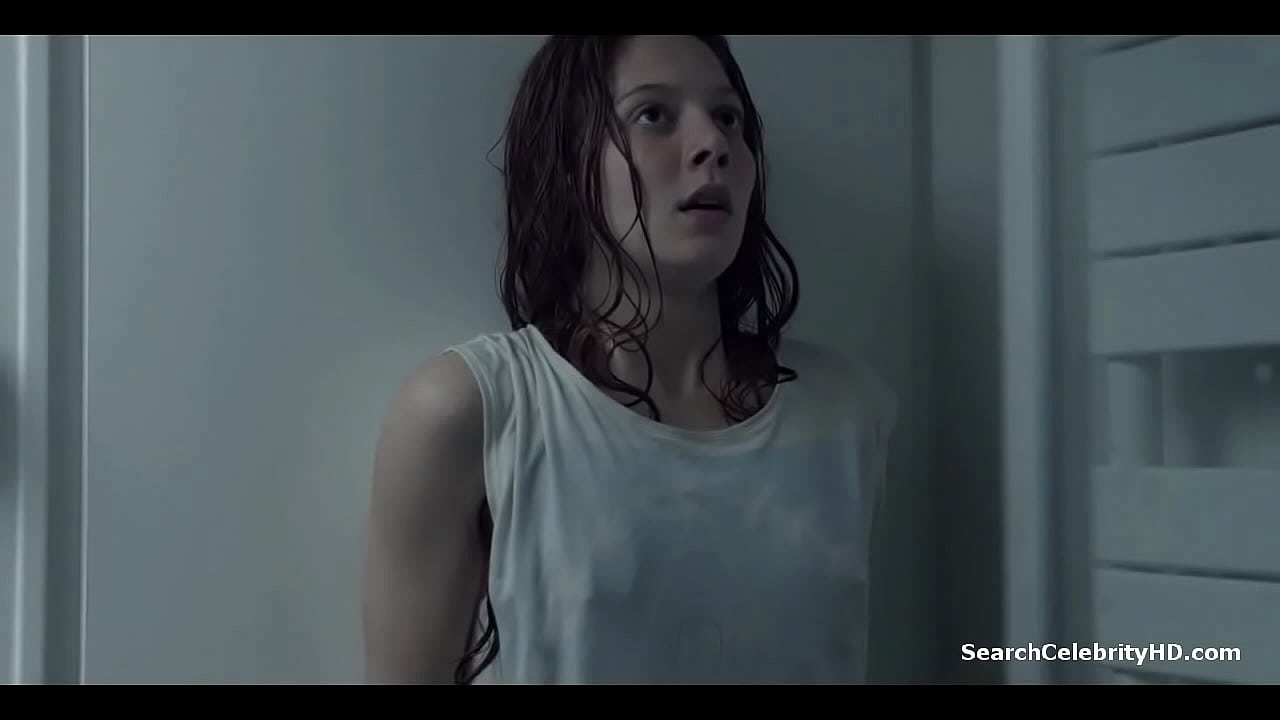 Jenna Thiam Les Revenants S01E07 2012