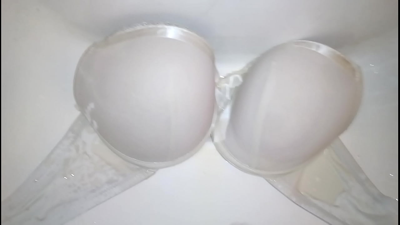 pee cum satin bra amateur