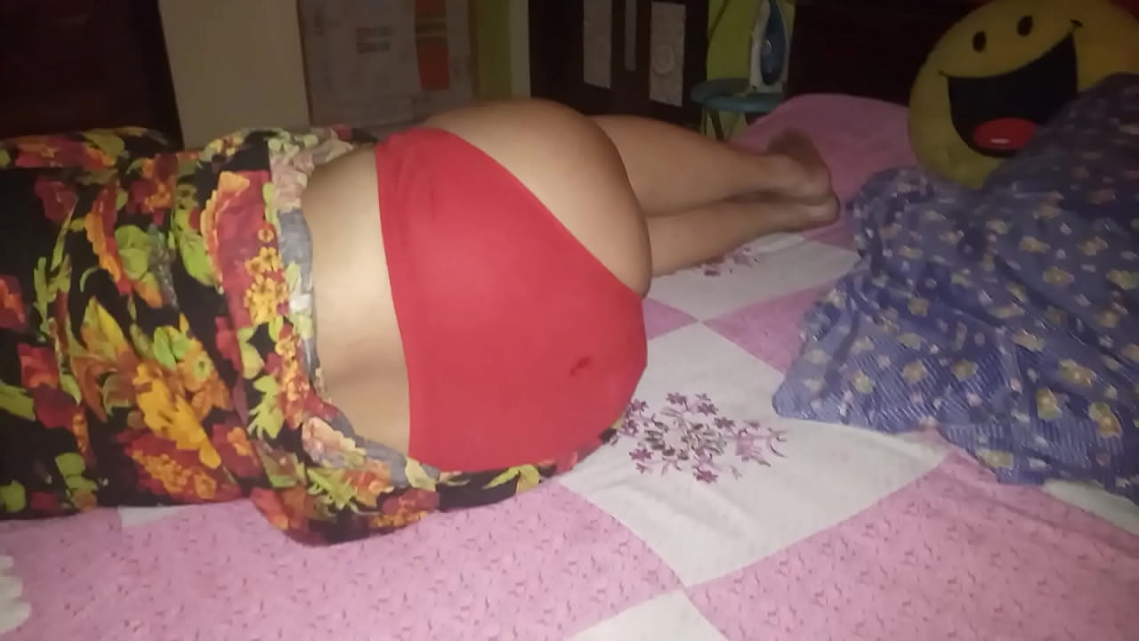 Indian Beautiful House wife  Milky skin don't miss