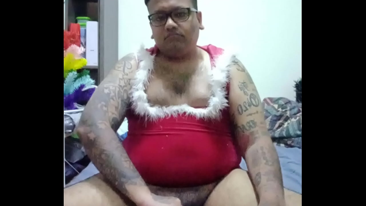 Brij X-Mas Wanking & Cumming