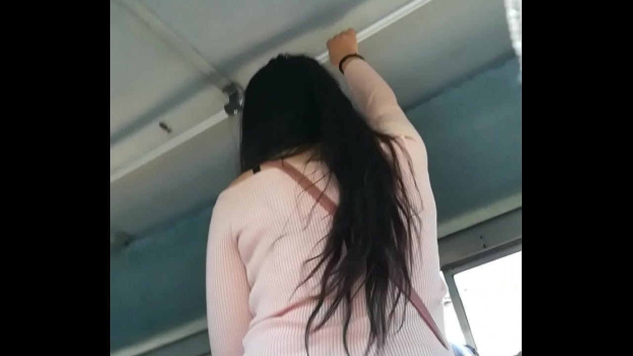 Culito en el bus