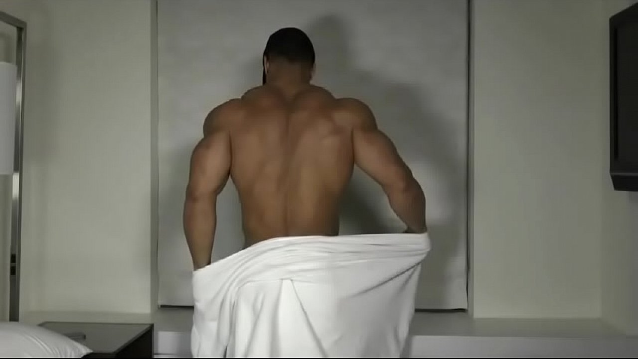 Muscle Adonis Titan