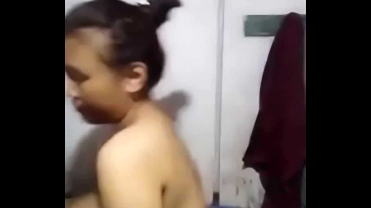 Khmer sex khmer girl shower ? បែកធ្លាយងូតទឹកស្រាត
