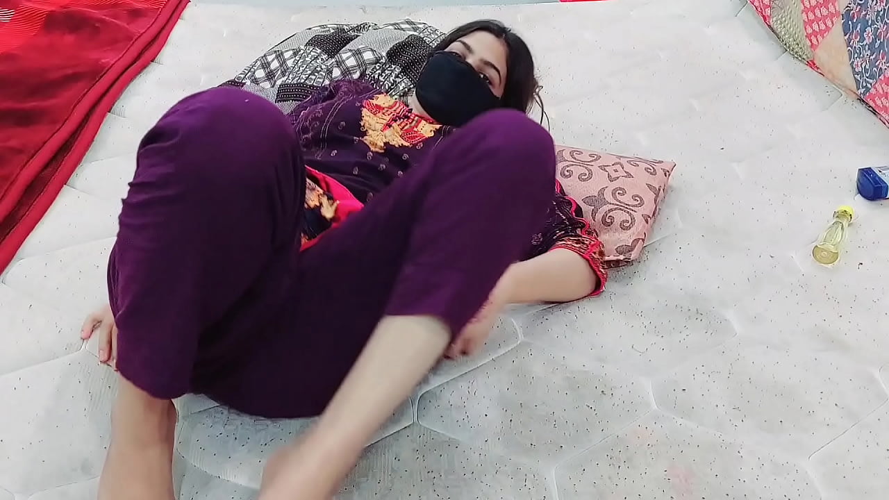 Pakistani Webcam Girl Doing Striptease