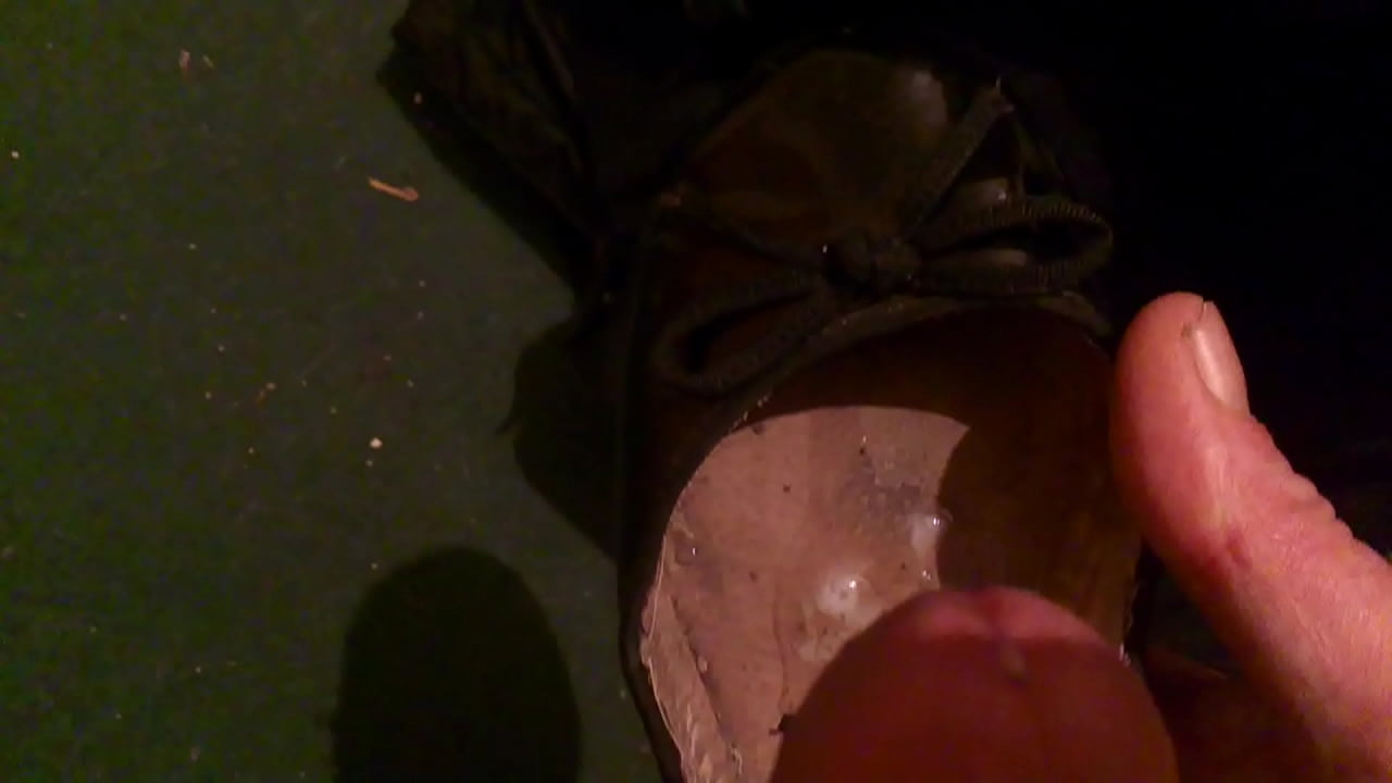 Cum in teen Shoe