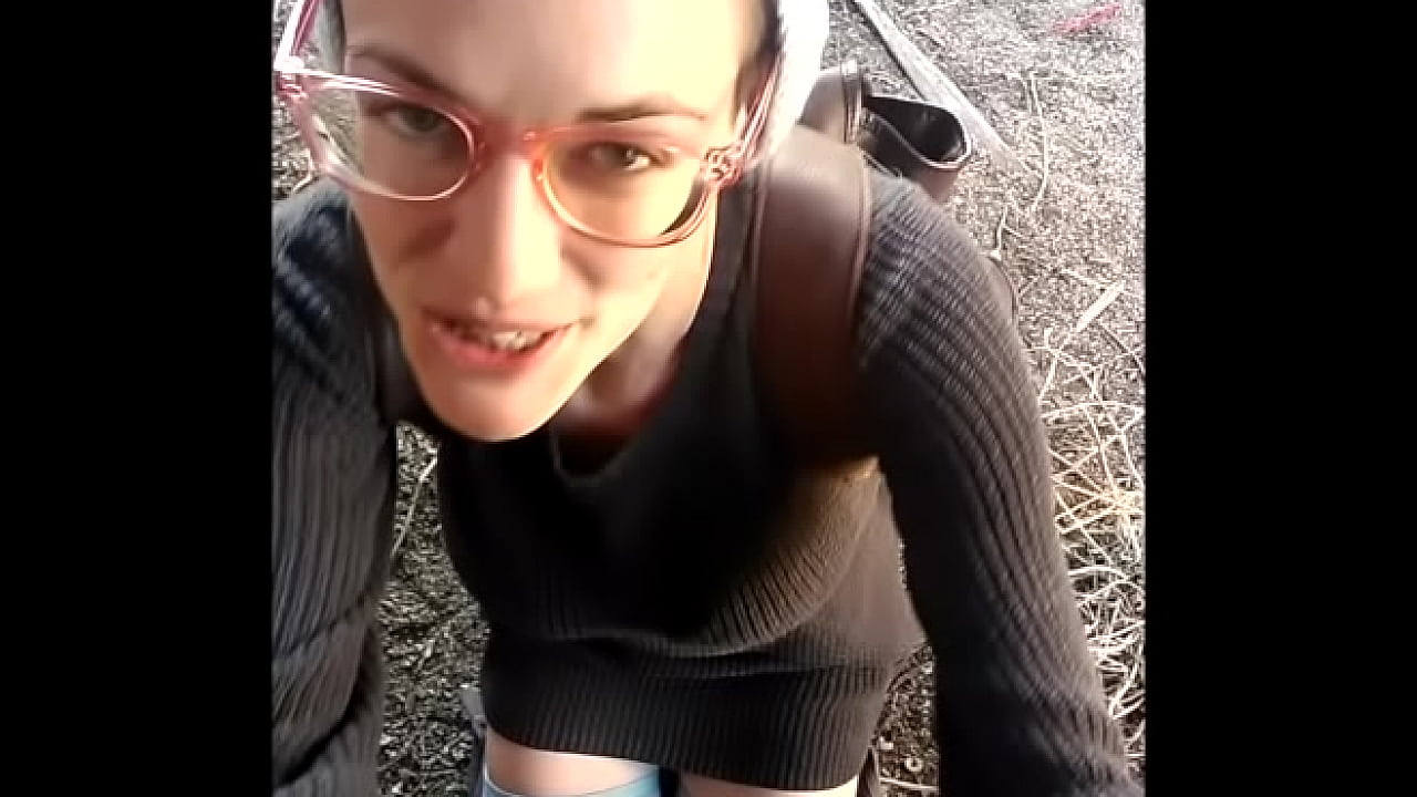 Exhibitionist Outdoor Public Blowjob - Tits Out w/ Cumshot Swallow