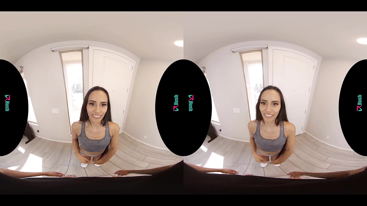 Sexy Columbian beauty wants to ride your hard cock in virtual reality