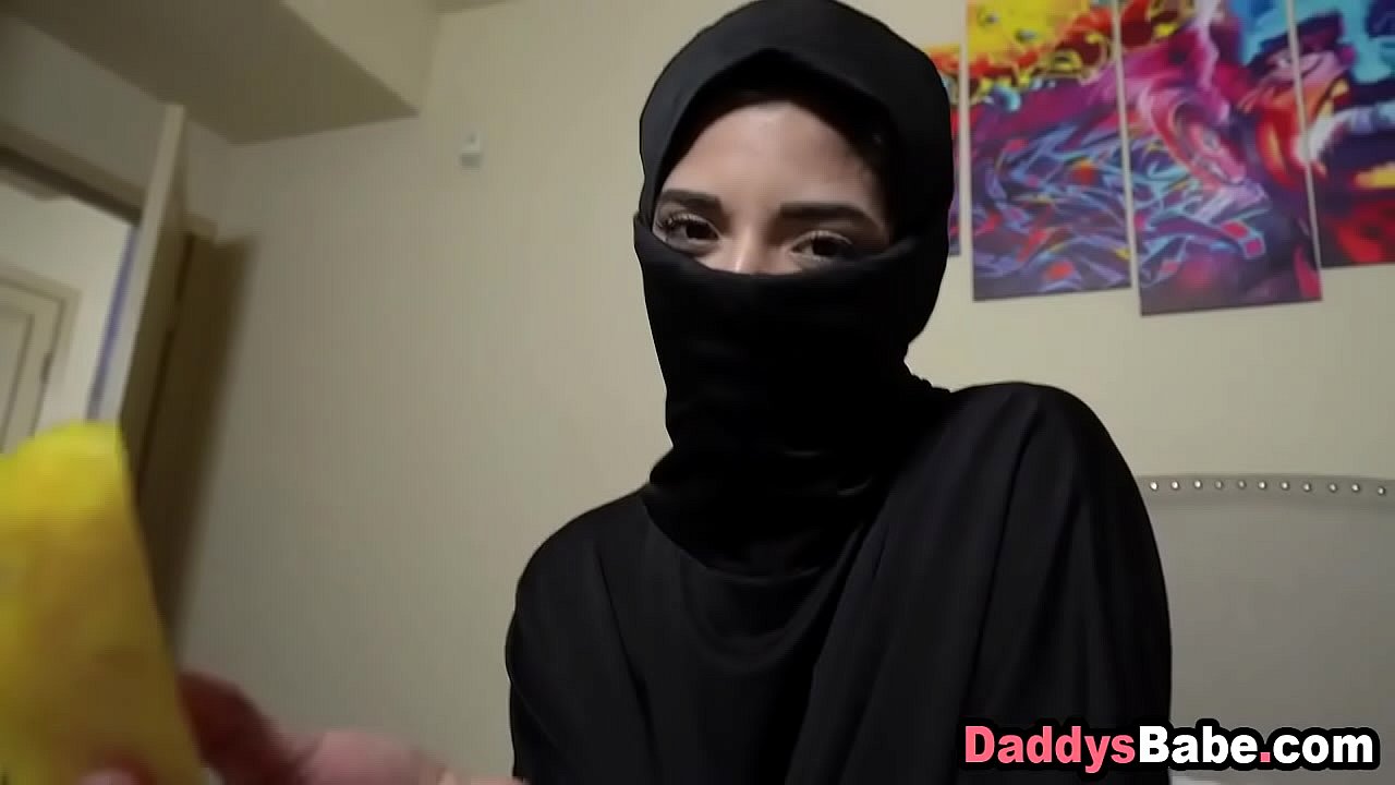 Arab stepdaughter in hijab sucking her stepfather's cock