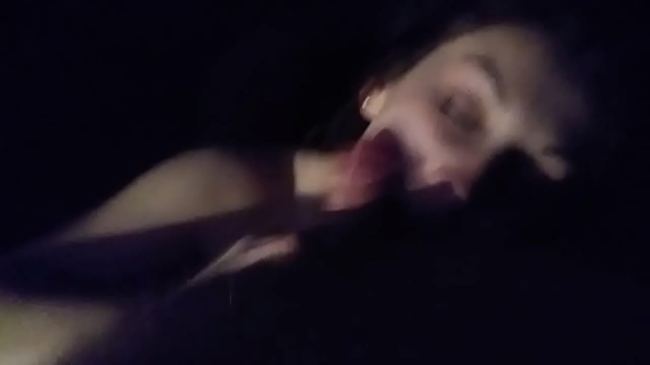 amateur slut sucks cock