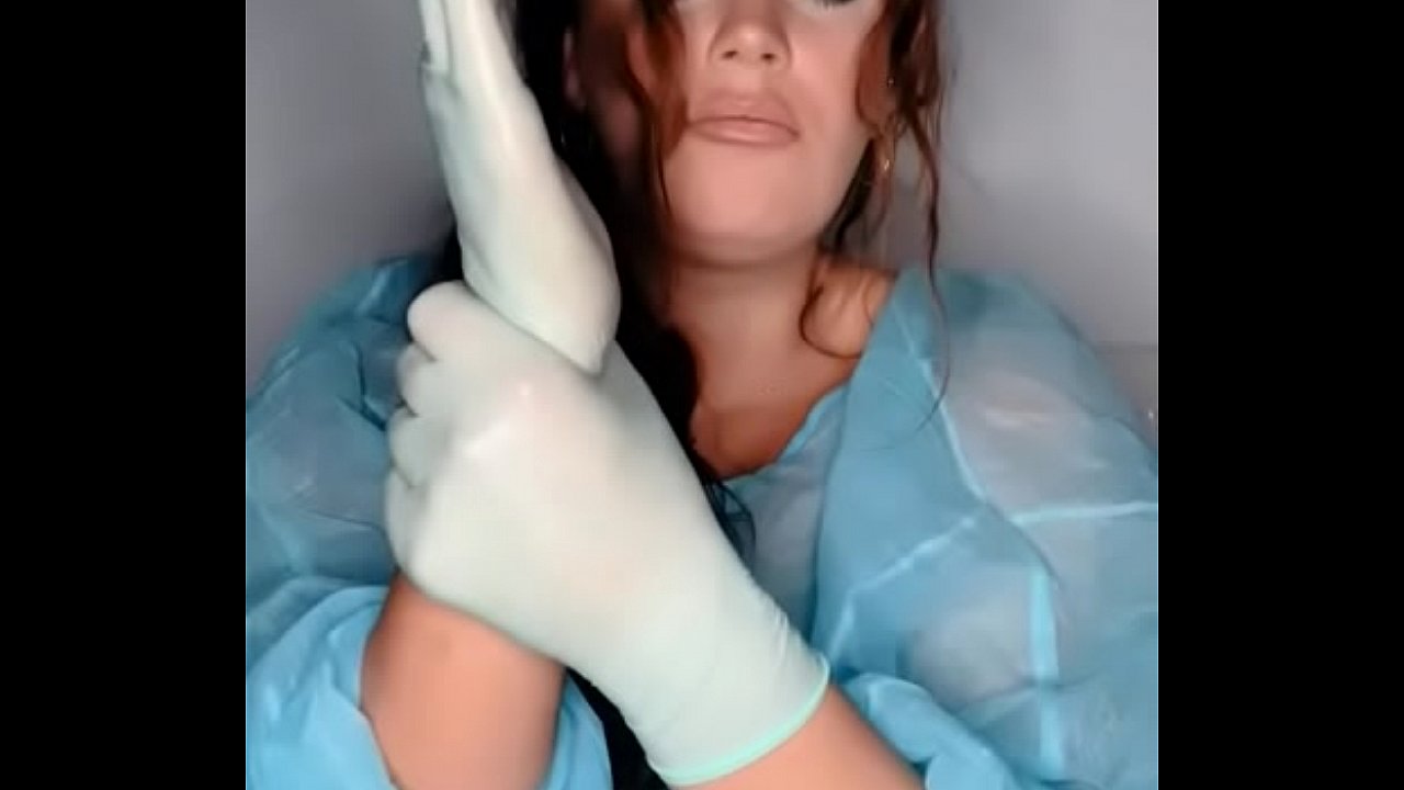 Mature cunt wearing tight Gloves2