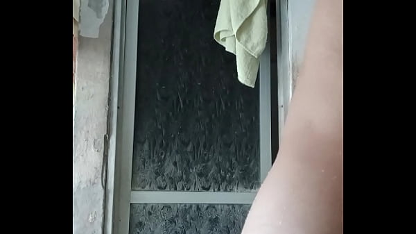 Look how this innocent girl bathes. spy camera