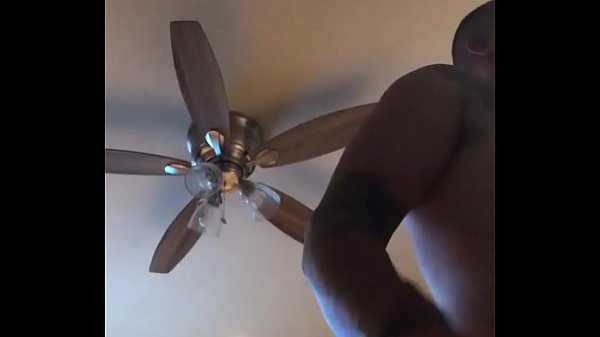 Por el culo a mi novia cachonda  