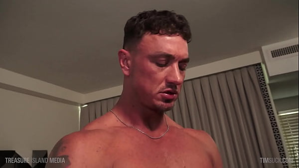 Intimate Bareback Fuck 