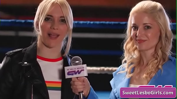 See these naughty lesbian hotties making out in the fight ring  