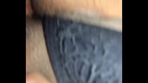 Carlita gozando en cabinas de salto