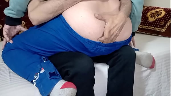 Pakistani cheating wife Rani with beautiful bubble butts got hard and fast pussy fucking in doggy position with her friend in xxx dirty Hindi audio 