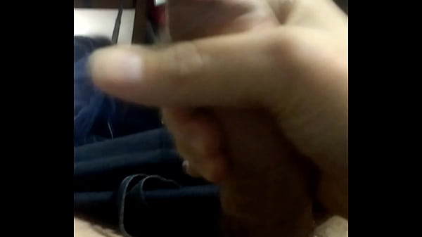 Louco por uma buceta.  