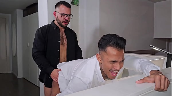 Raw office fuck to down the pression