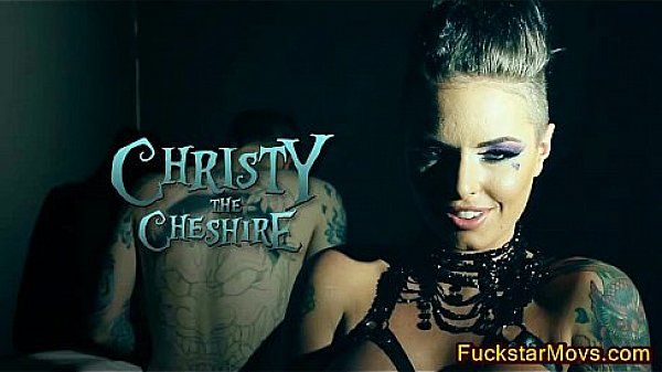 A Different Take on Wonderland - FuckStarMovs.com