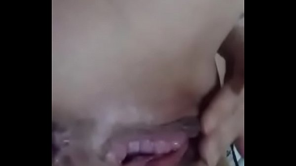 buceta melada escorrendo