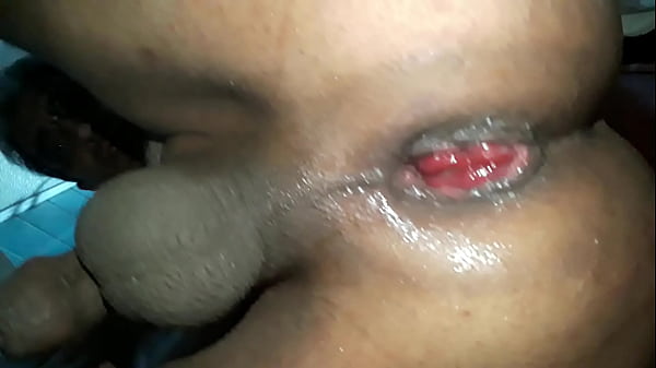 aliviando o tez&atilde;o do meu cu