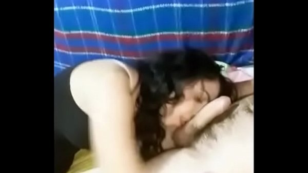 gatinha safadinha mamando o bilingu&atilde;o