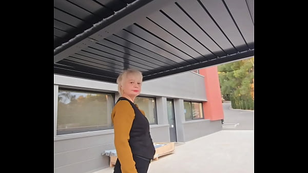 Hello mes cheri ca va  