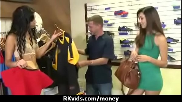 Money makes her cheat on a perfect guy 5