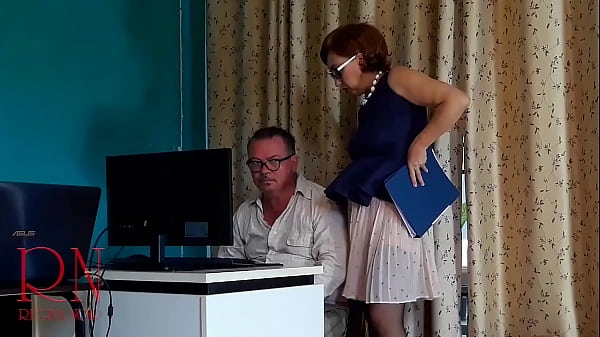 Femdom, Lady boss gives pussy for cunnilingus with manager. Lady boss Boss and employee. make him lick pussy.  