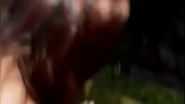 ESTE JOVEN ESTABA SOLO Y ME GUSTO Y SE LO CHUPE Y LO HICIMOS  