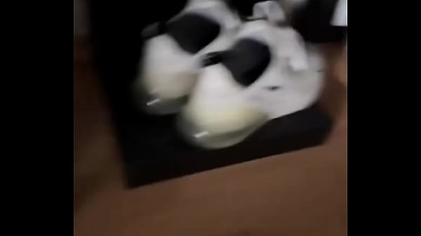 Hello, have a nice Monday! ?#feet #feetworld #fetisch #nylonfetısh  girl creator #socks #soles #wh ...