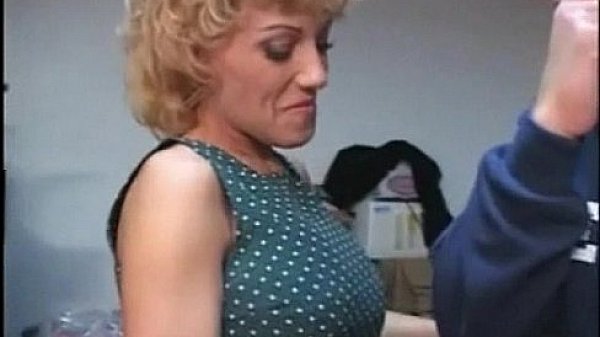 Hung cub bangs a cougar in the garage