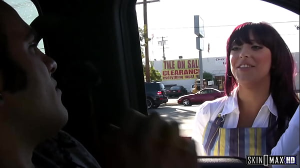 Dine waitress fucks hard dick man and gets her face creampied for some extra cash.