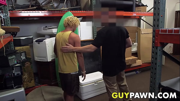 Pawns board and ass to brokers