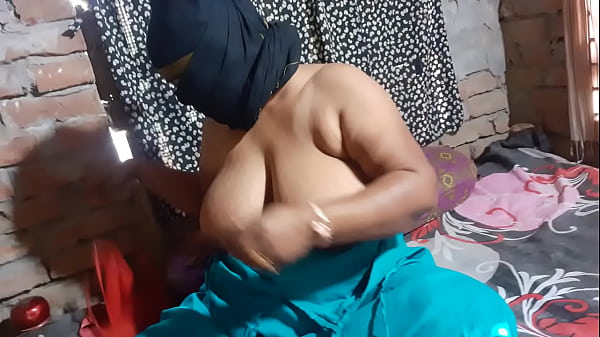 परफेक्ट गांड गांड से मुँह तक जाती है  