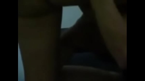 Morena levando rola em p&eacute;