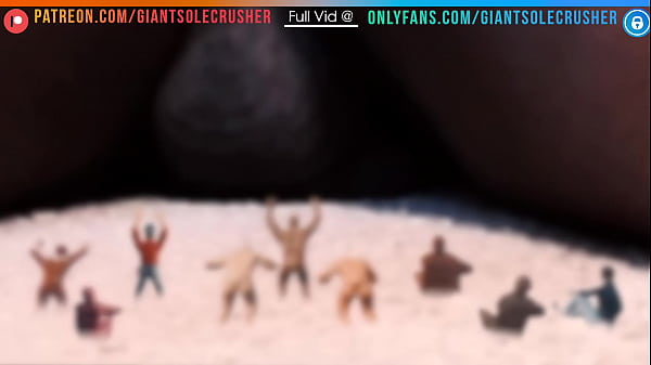 Giant Shakes His Booty