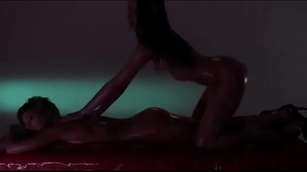 Bizzare lesbian hot Body  