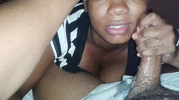 good bitch gets nut in her face