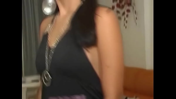 Brazilian cutie with a big Phat booty does her duty