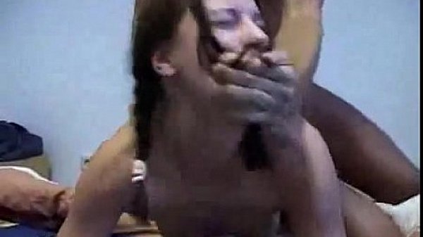 Ifreeporn.xxx - Brunette girl fucking very hard