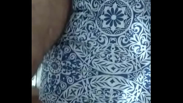 Macho dando leite pra esposa do corno 