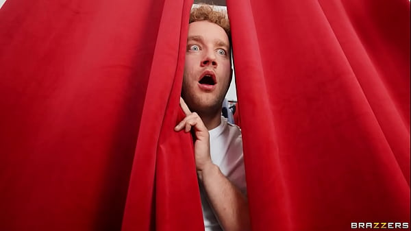 Hot / Brazzers  / www.zzfull.com/deter 