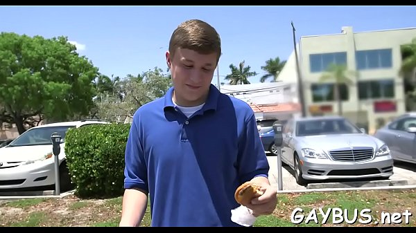 Satisfying oral job with a homo