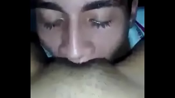 Hermana con novio a escondidas de su familia